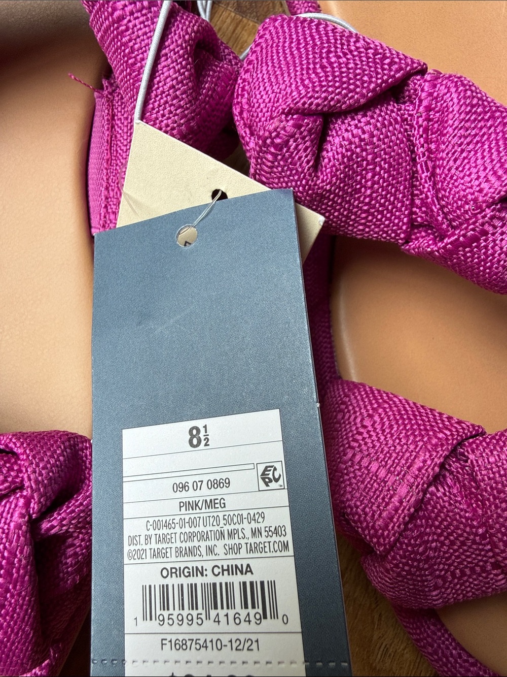 Universal Thread Fuchsia Ruffle Double-Strap Slide Sandals - Picture 2 of 3